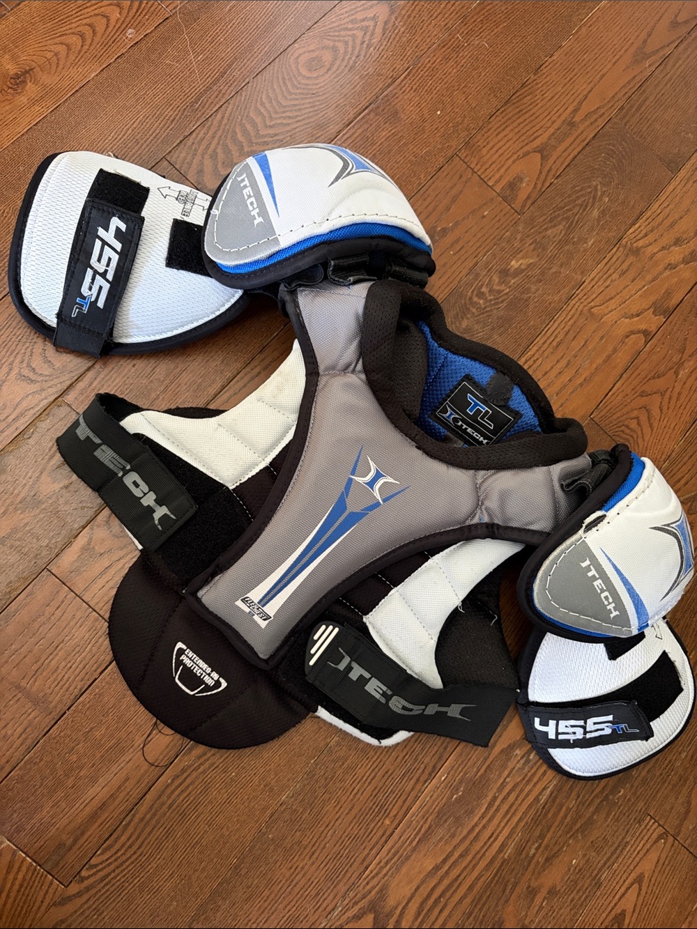 Boy’s Protective Chest & Shoulder Guard Hockey – Gray/Blue